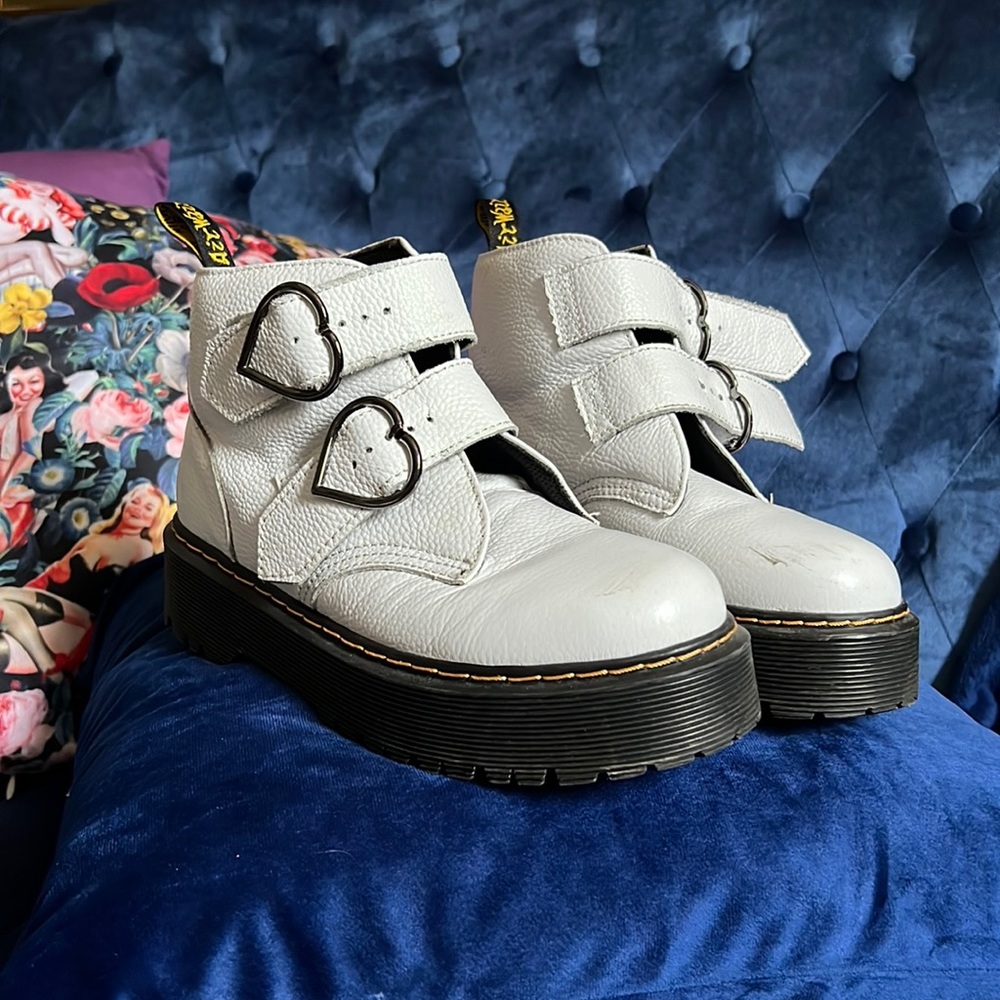 Devon Heart White Dr Marten lookalikes
